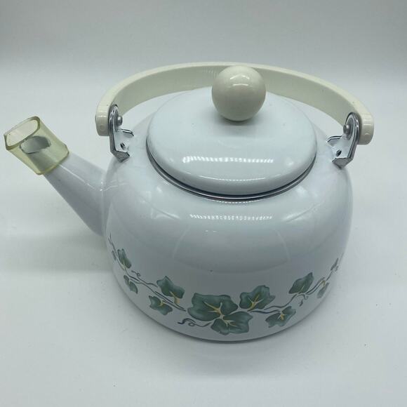 Vintage Ivy teapot - Picture 2 of 9